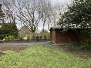 garage-bois-traite-classe-4-Penmarch-300x225